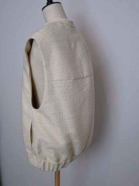 egg zip vest